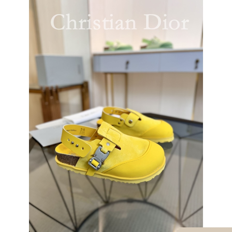 ch**an D*or sandals